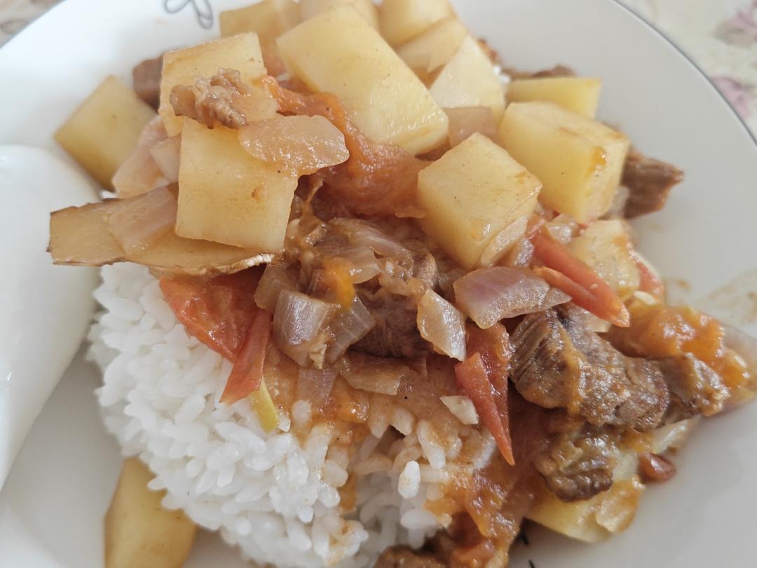 番茄土豆炖牛肉