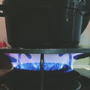 铸铁锅煮饭（及关于沾底）的做法 步骤2