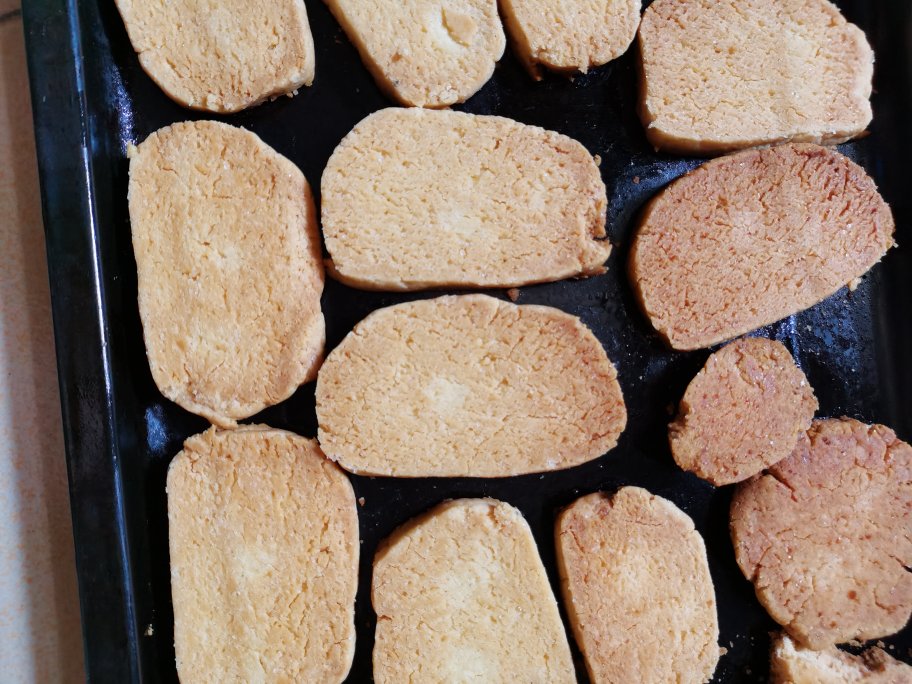 鸡蛋饼干（猪油版）（超级香，酥，美味）超详细简单的步骤分解