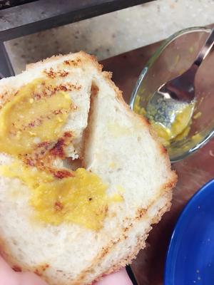自制有机subway三明治——黄油咸蛋黄酱的做法 步骤5
