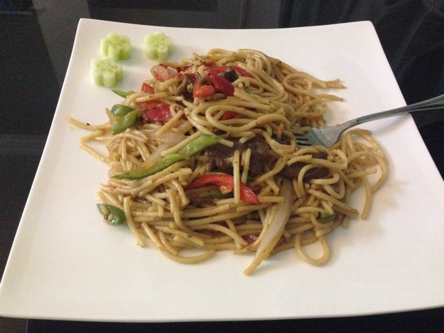 黑椒牛柳炒意粉