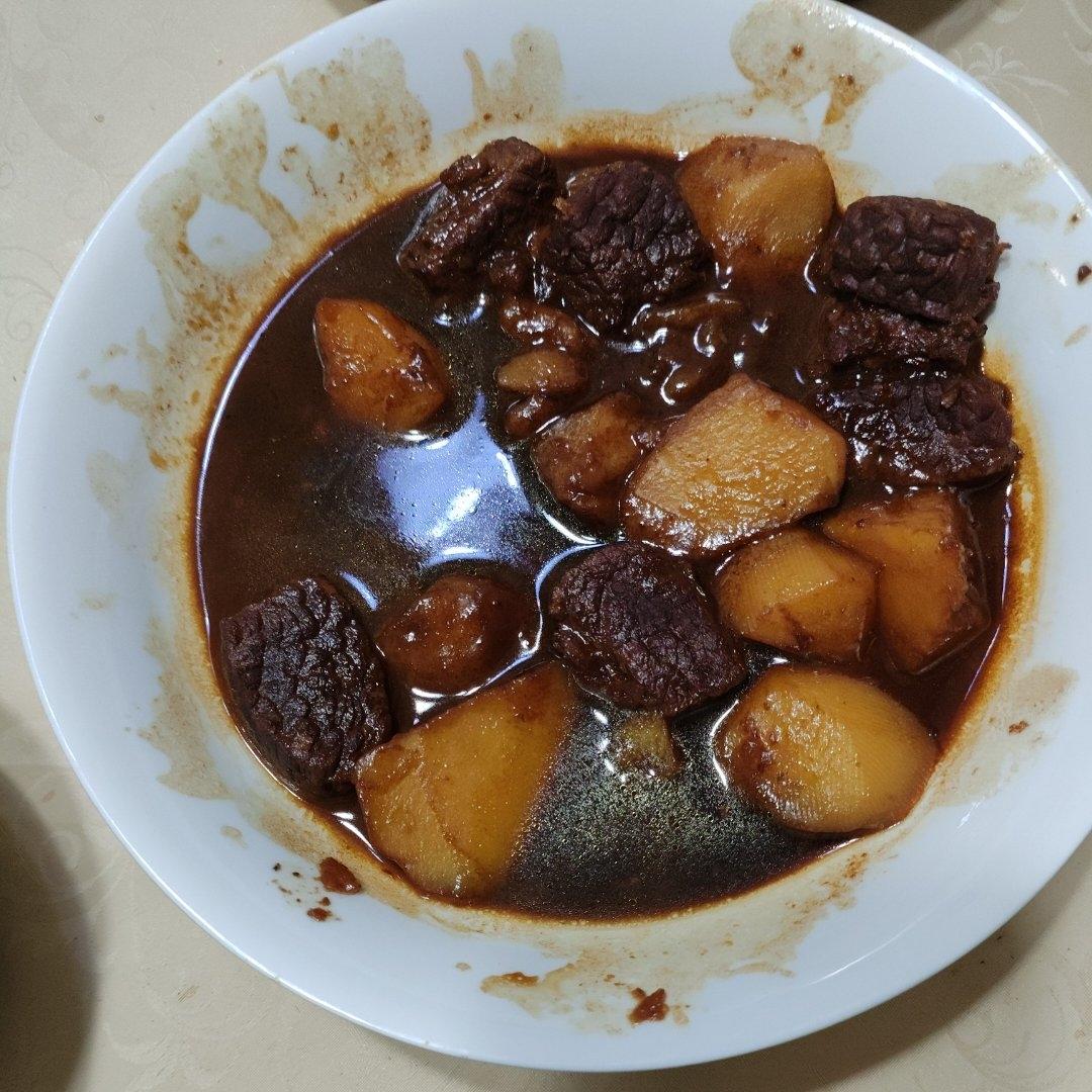 红烧牛腩
