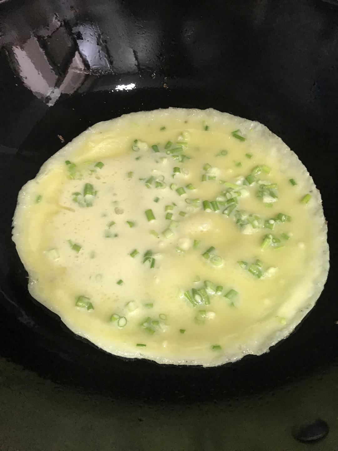 葱花肉松鸡蛋卷（超好吃，香喷喷）的做法 步骤10