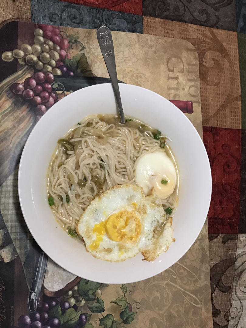 这味道太绝了❗️吃不腻的荷包蛋榨菜汤面～