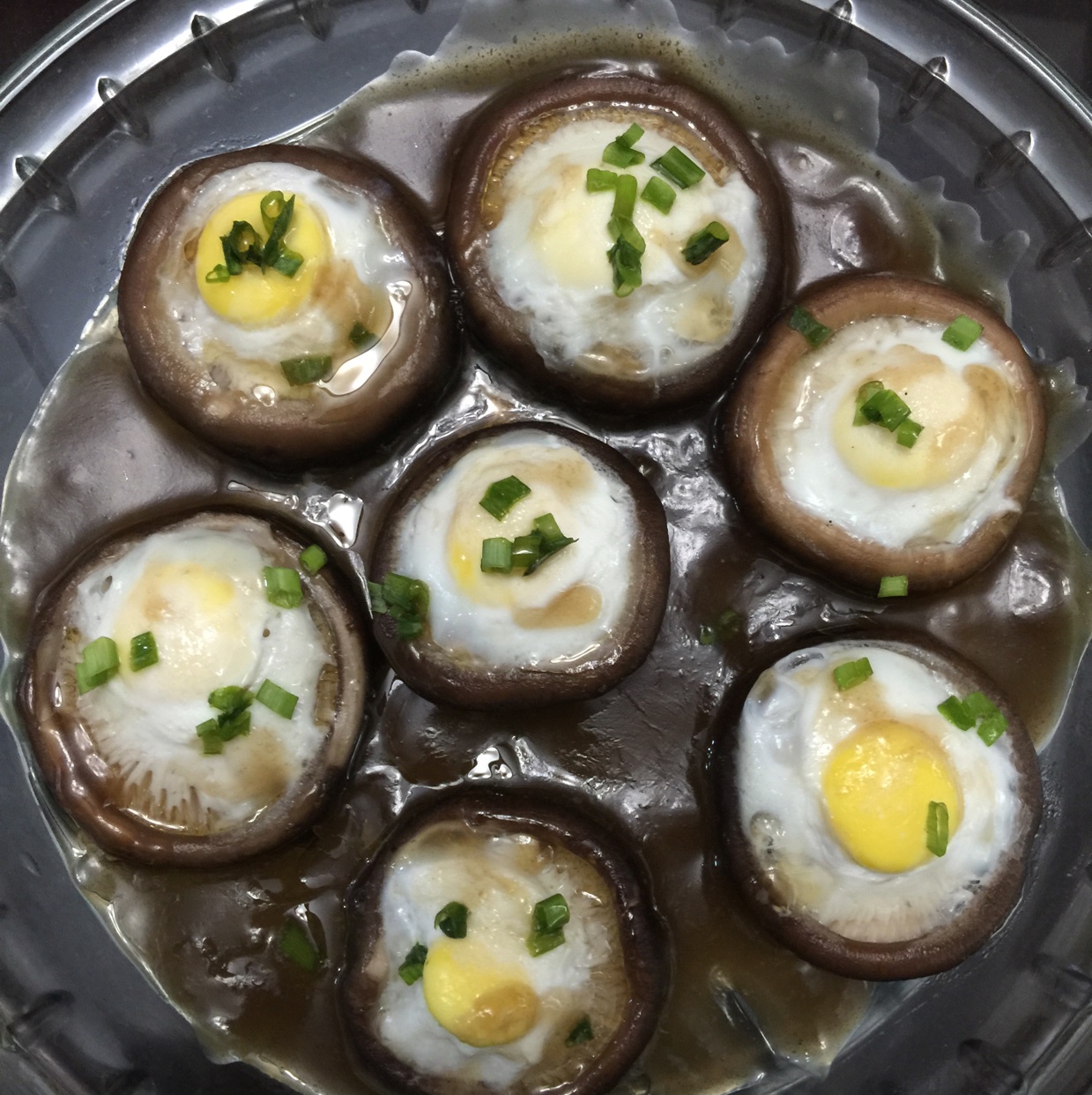 冬菇蒸鹌鹑蛋