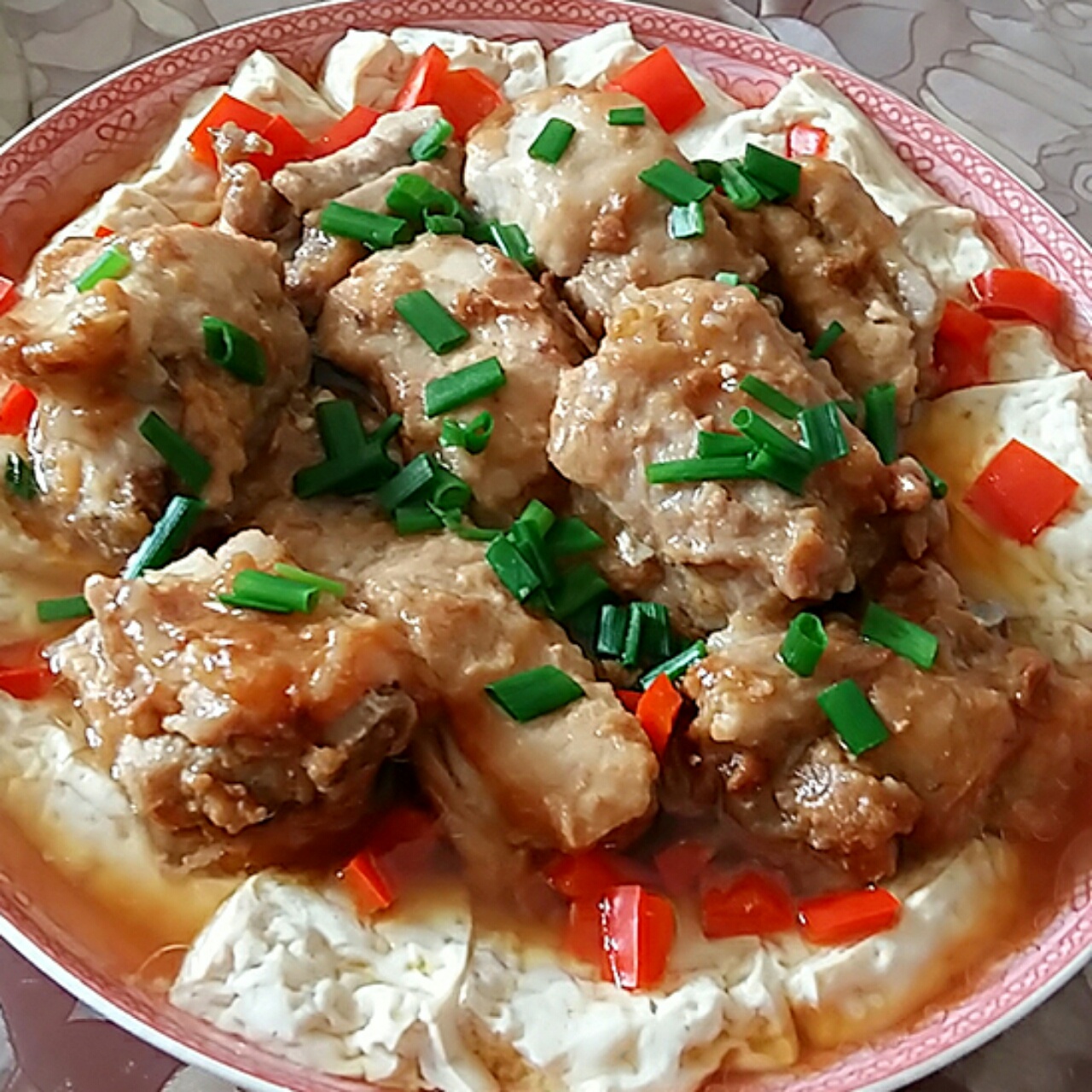 夏天的小厨娘做的排骨蒸豆腐