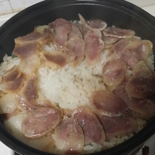 腊肠煲仔饭