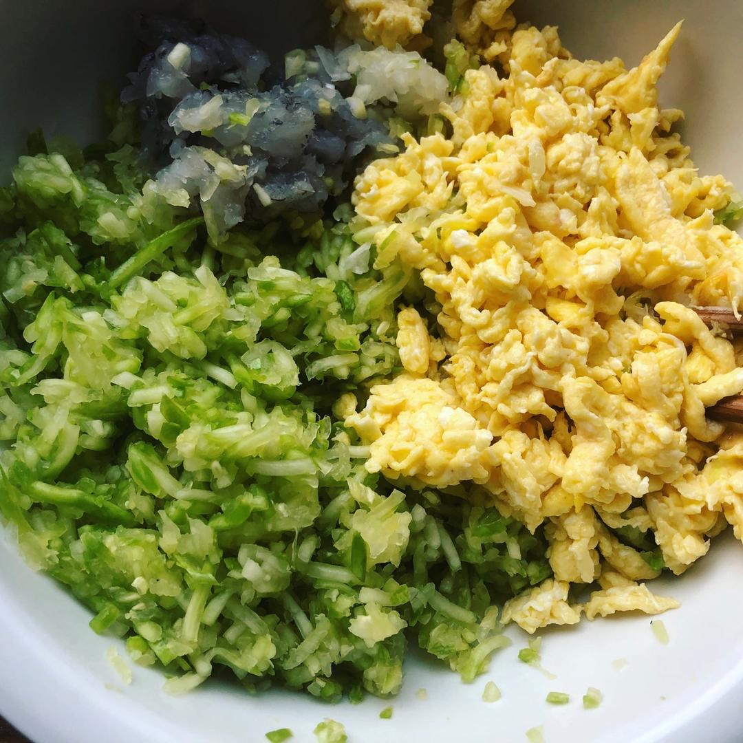 zykx做的西葫芦鸡蛋虾仁三鲜饺子