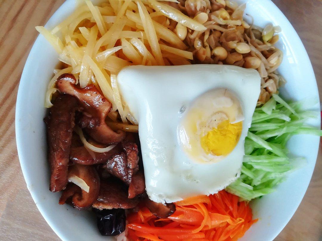 石锅拌饭