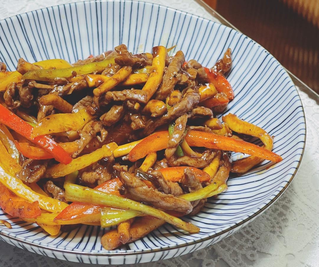 黑椒牛柳茶树菇的做法