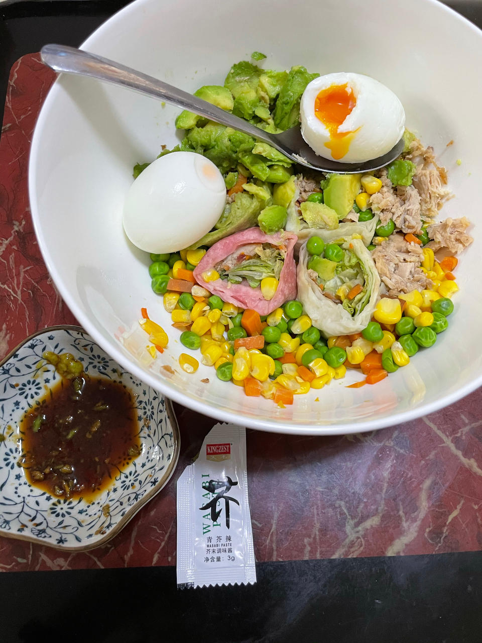 健身减脂餐-牛油果沙拉