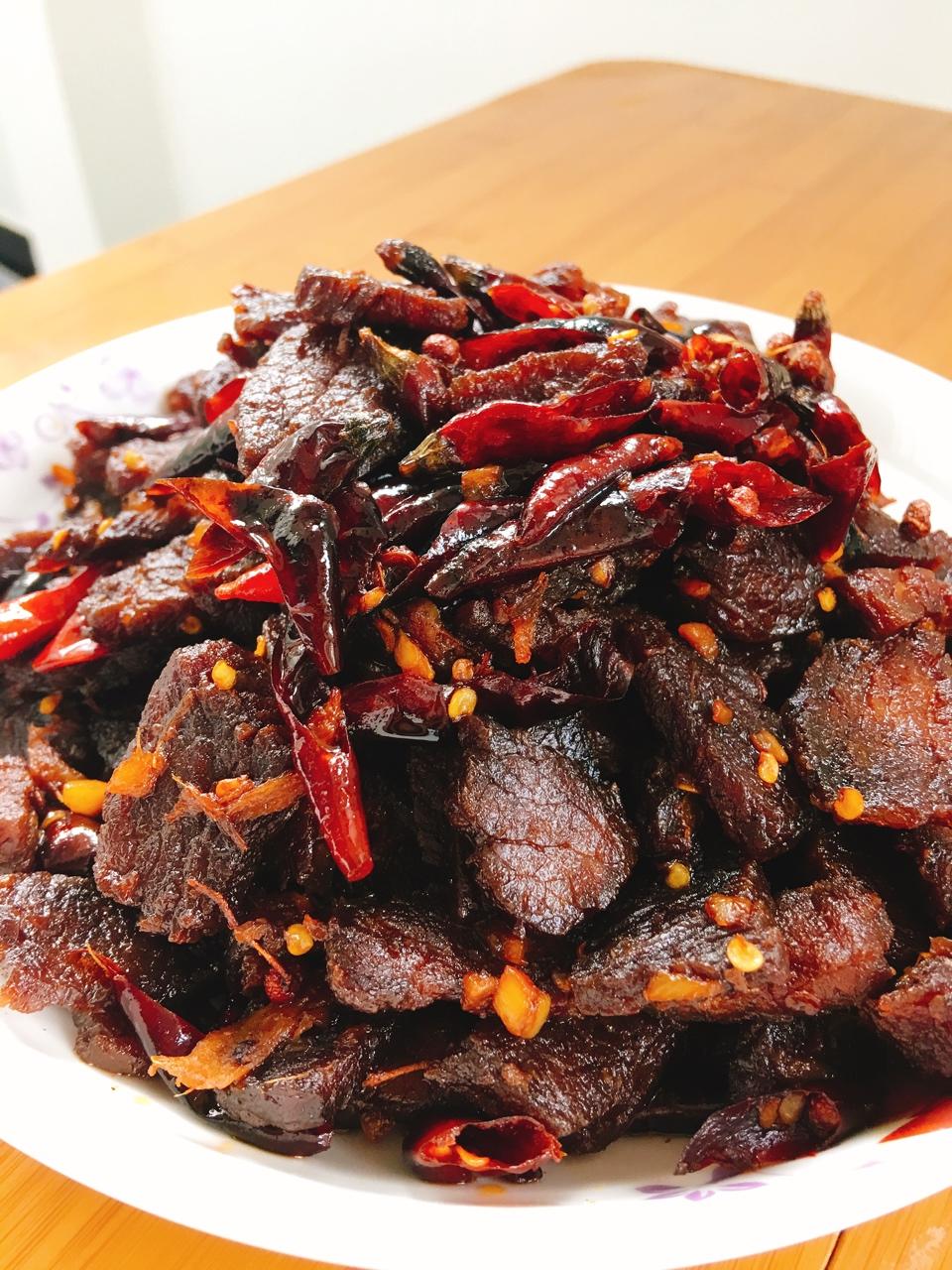 橙心橙逸做的川渝冷菜椒麻牛肉