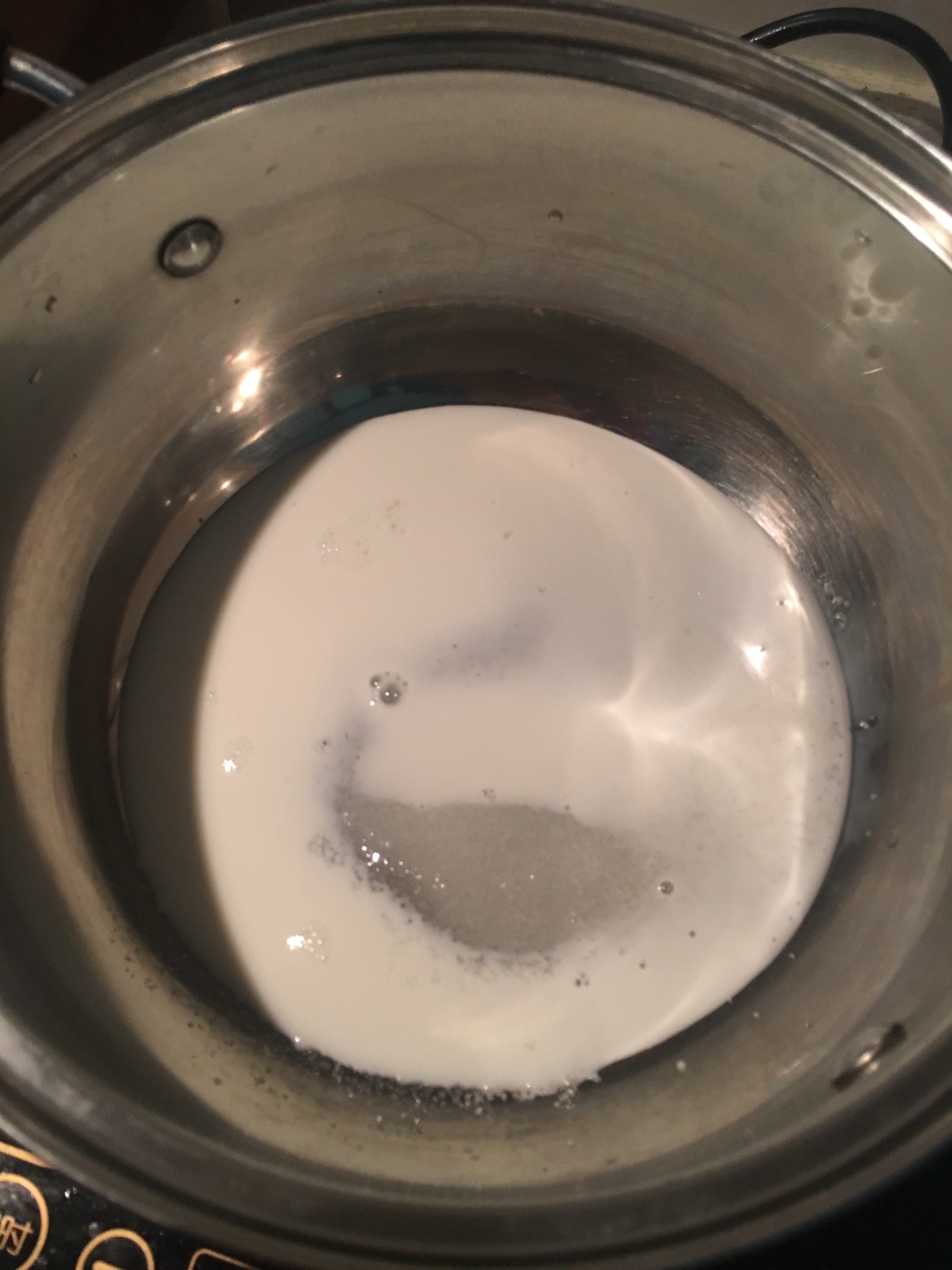 超详细，无敌好吃手工酸奶（发酵菌版）的做法 步骤2