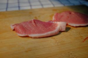 「烤箱版」日式炸猪排的做法 步骤2