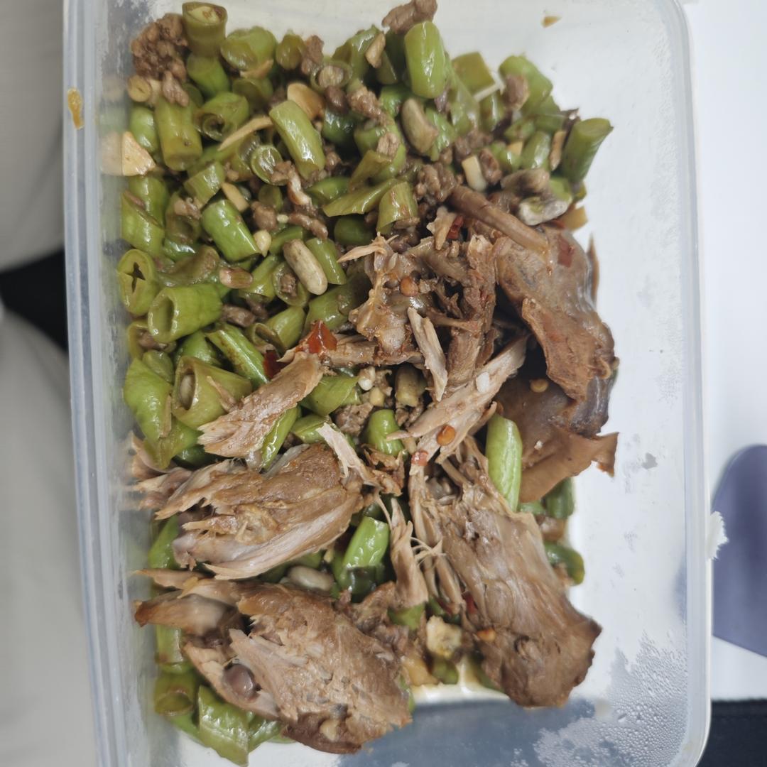 超简单的家常下饭菜猪肉末辣炒豆角