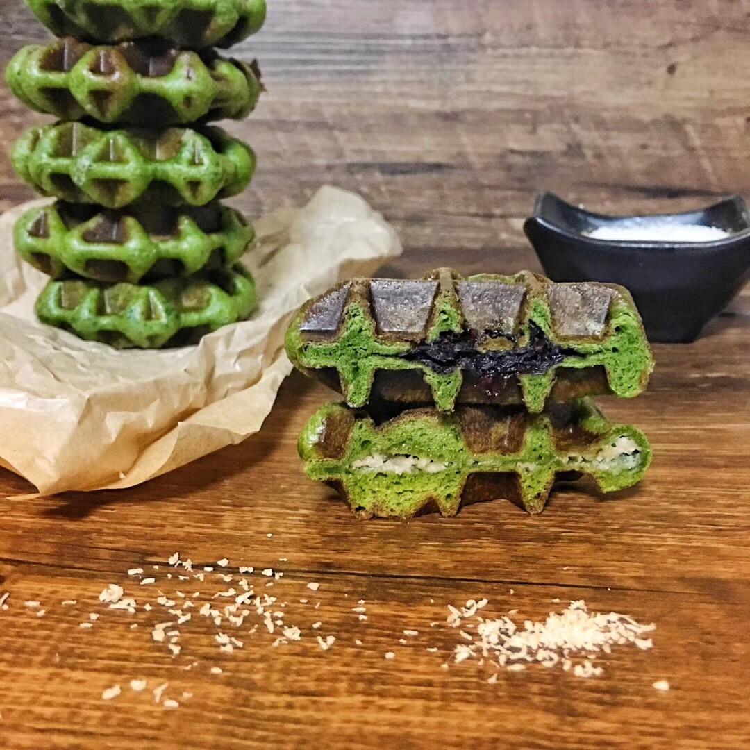 抹茶椰香乳酪夹心华夫