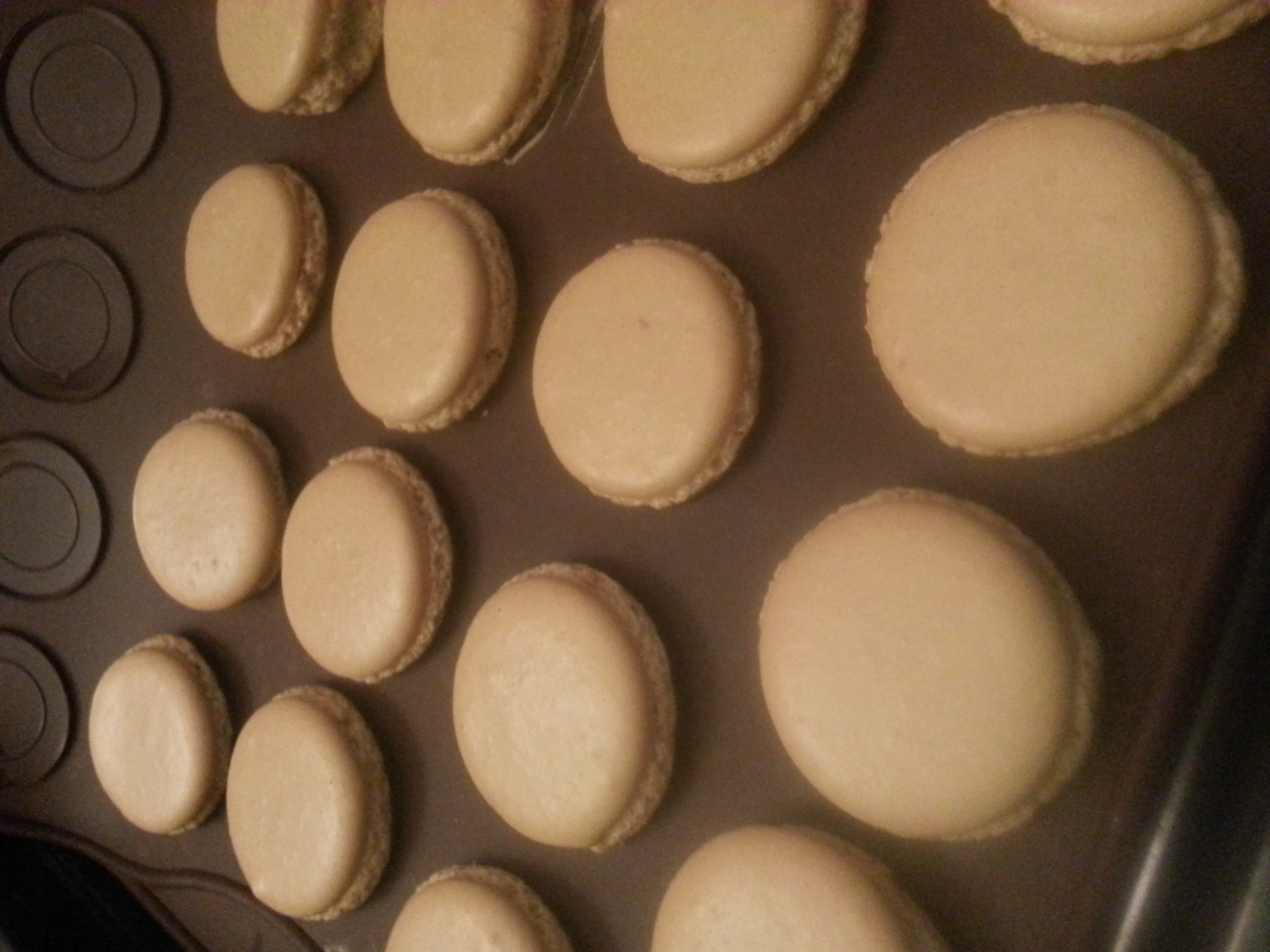 马卡龙(杏仁蛋白糖饼)