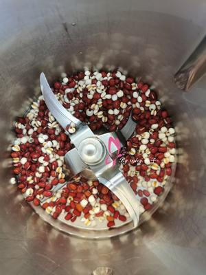 红豆薏米养生糊的做法 步骤1