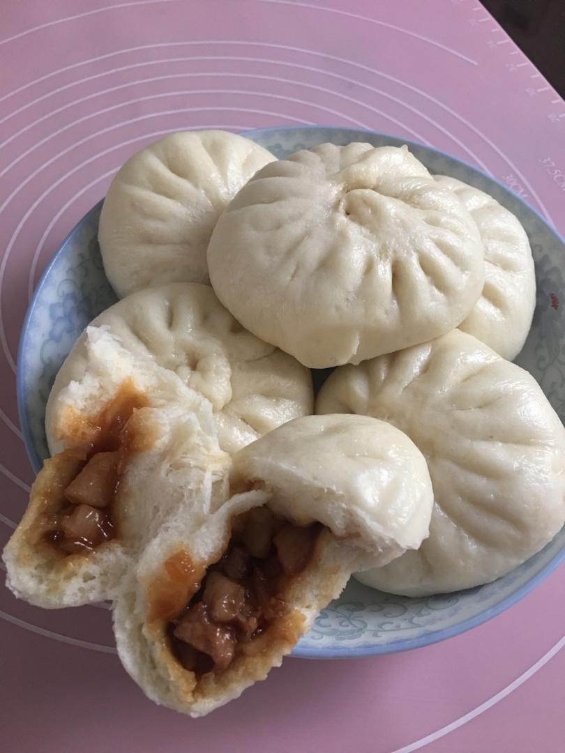 叉烧包（附捏包子视频）