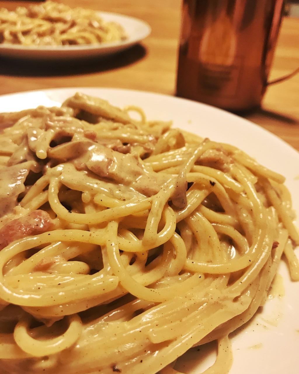 超简单的奶汁培根意面Carbonara