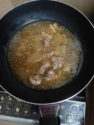 夏日消暑冬瓜鸭肉汤的做法 步骤2