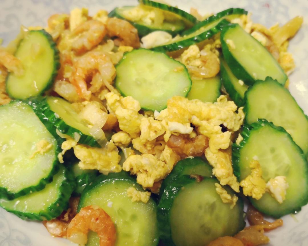 鲜香清淡的下饭菜：鸡蛋海米炒黄瓜