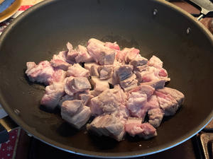 浓油赤酱红烧肉的做法 步骤5