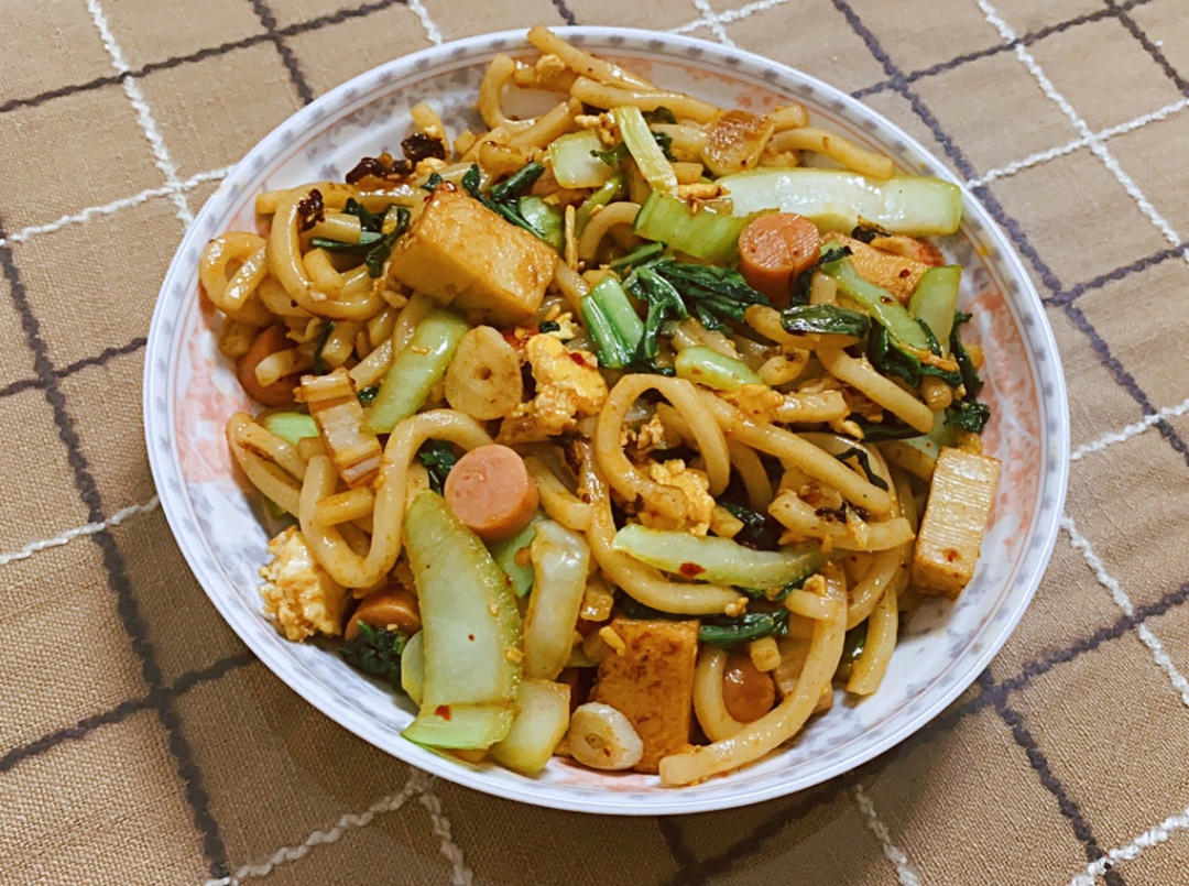 什锦炒乌冬面