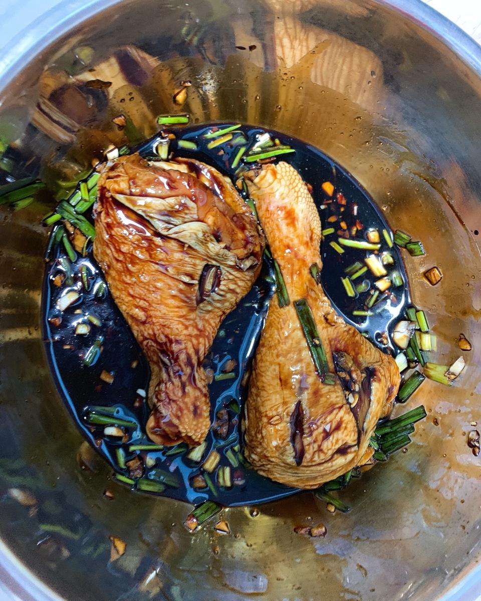 🔥好吃到飙泪的秘汁多汁蒜香鸡腿，鲜嫩到流口水。