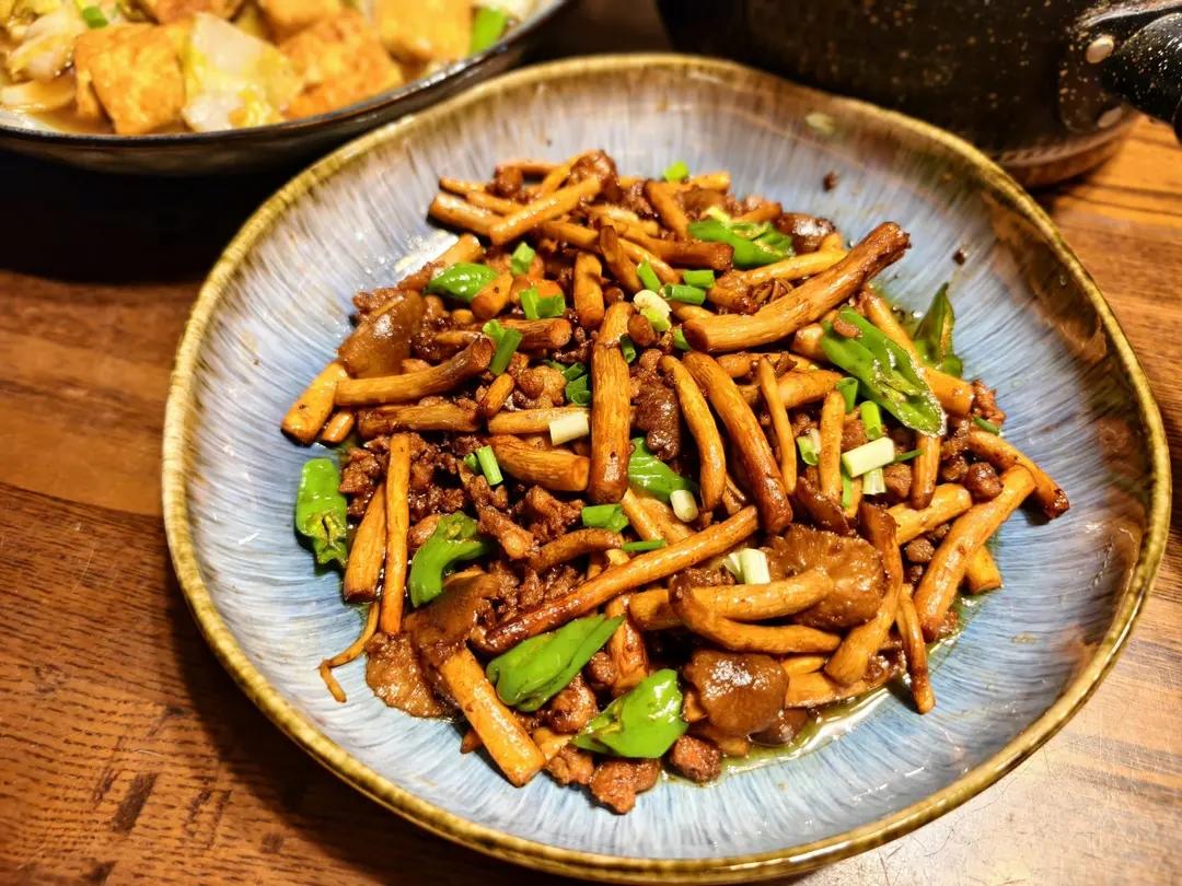 米饭煮少了| 今日下饭菜之肉沫茶树菇