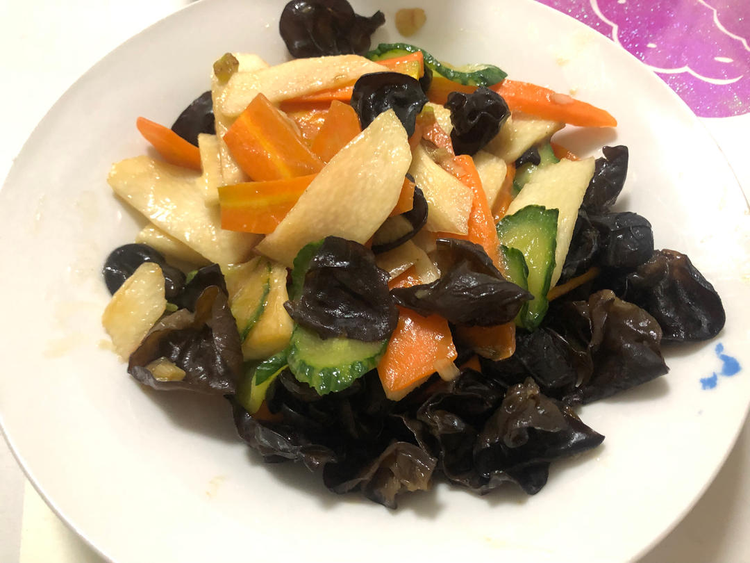 素菜冠军！营养美味的山药炒木耳