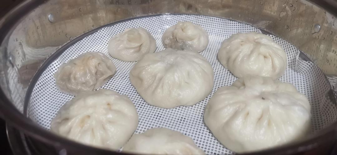 胡萝卜木耳鸡蛋素包子