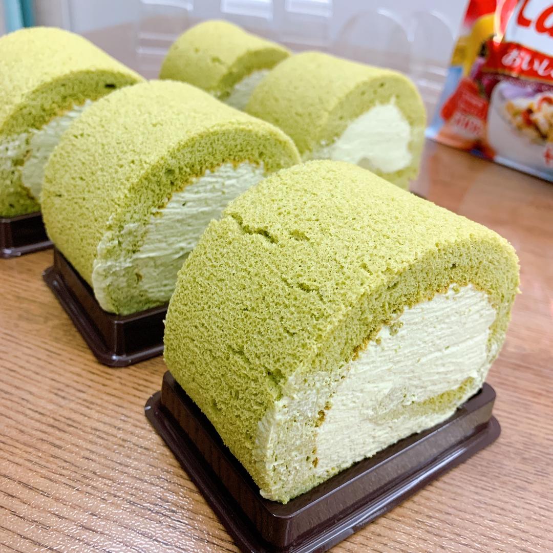 抹茶戚风蛋糕卷