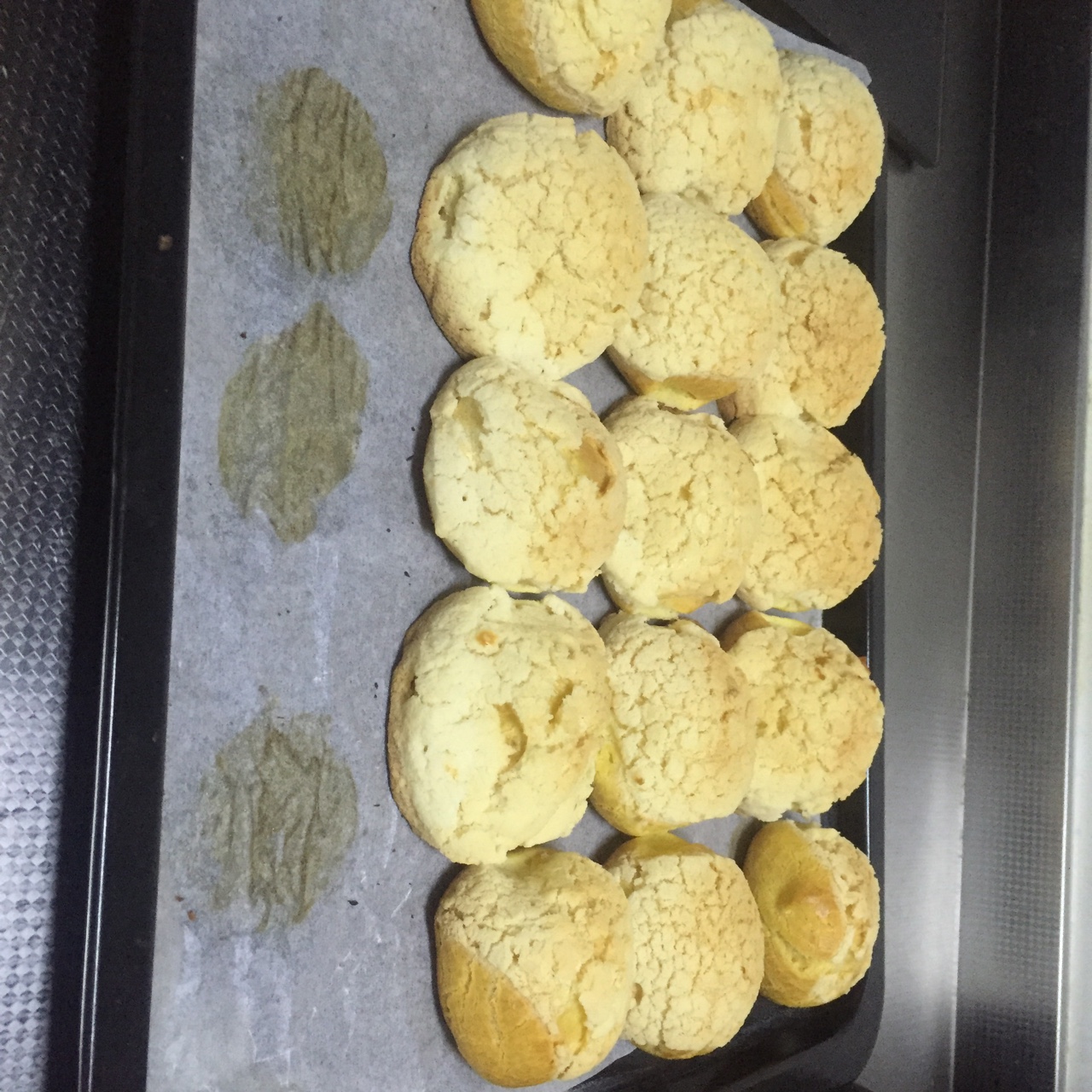 十分美味的酥皮泡芙