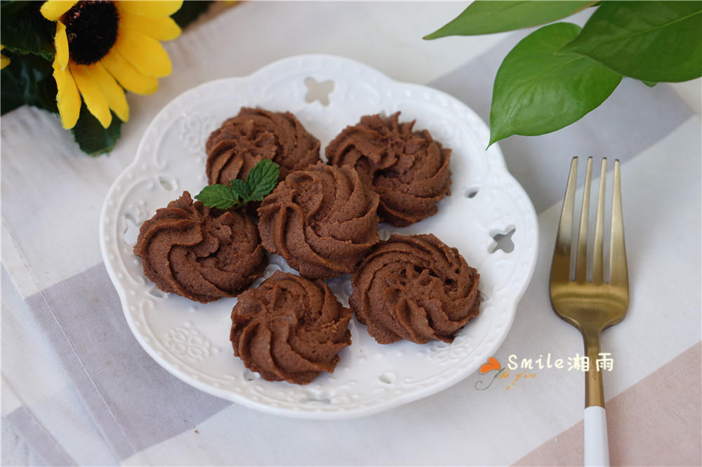 香酥浓郁的可可曲奇的做法