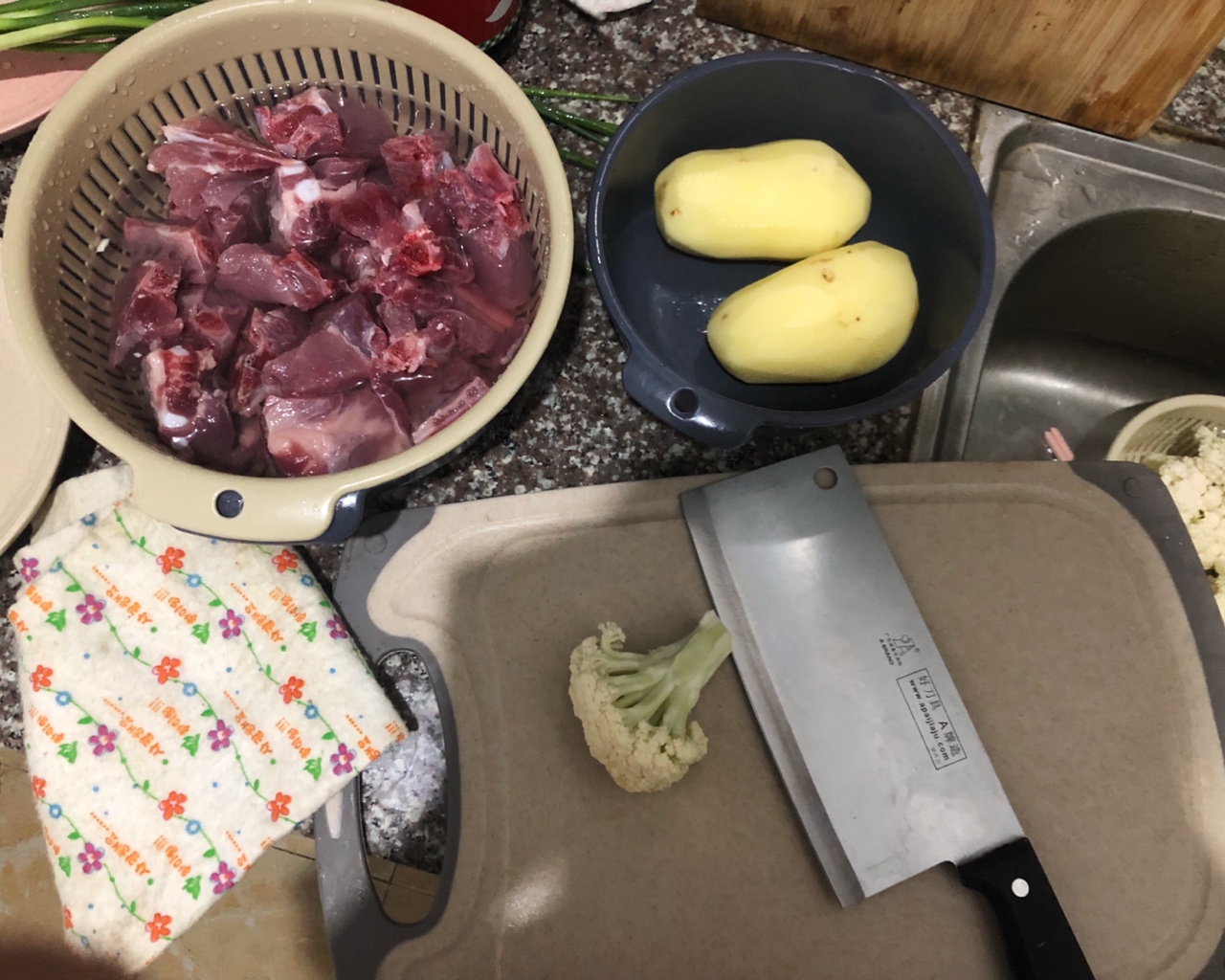 土豆排骨汤的做法 步骤1