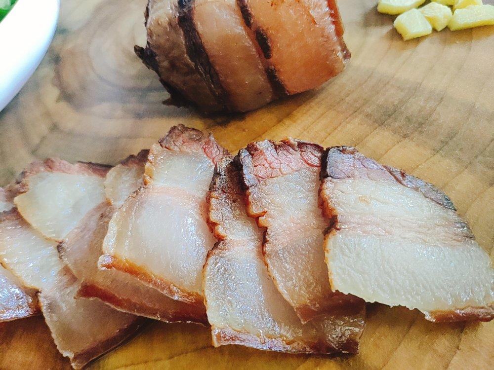 蒜苔炒四川腊肉