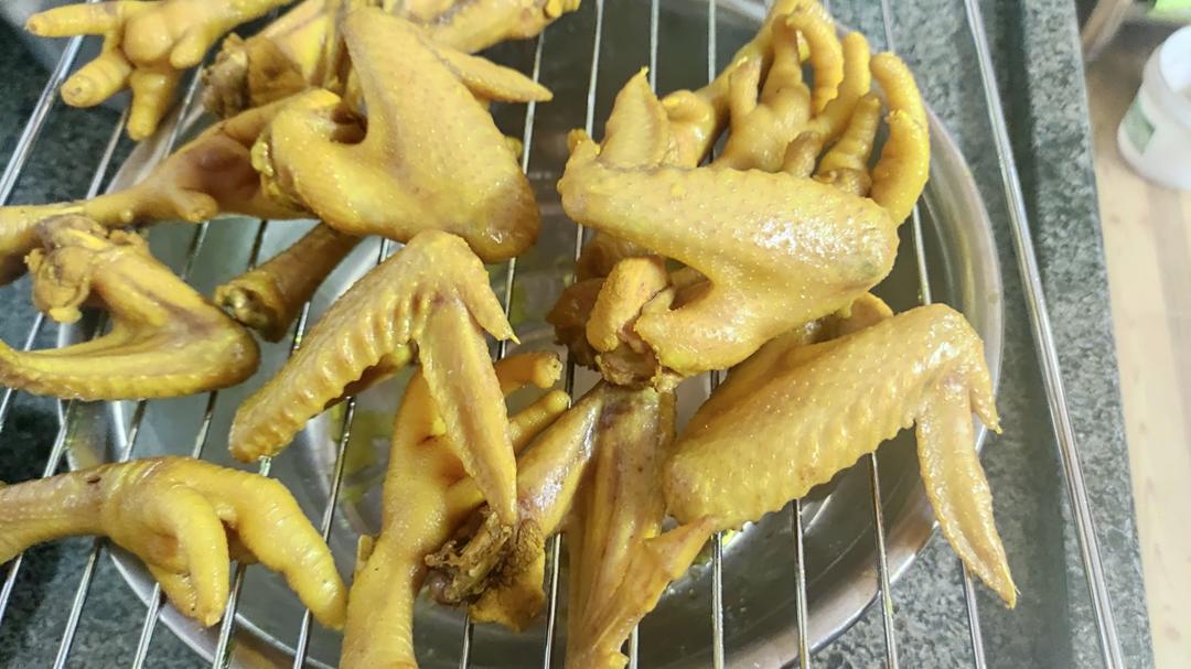 简单好吃的自制盐焗鸡爪