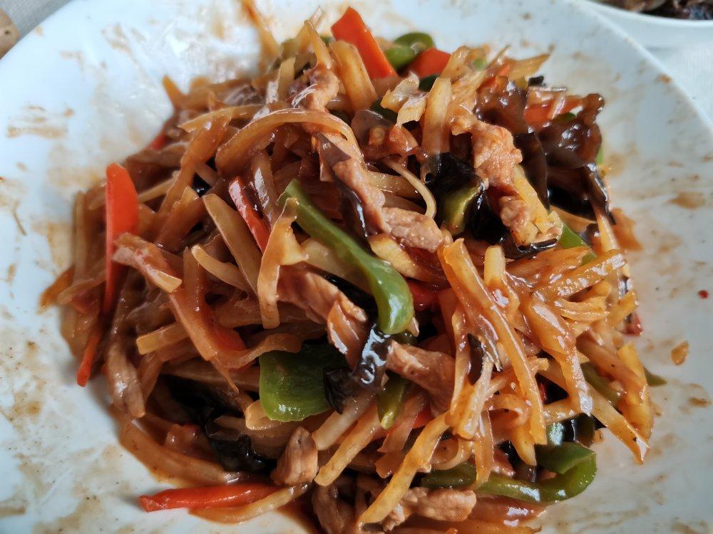 超好吃的鱼香肉丝（做法相当简单，一看就会）