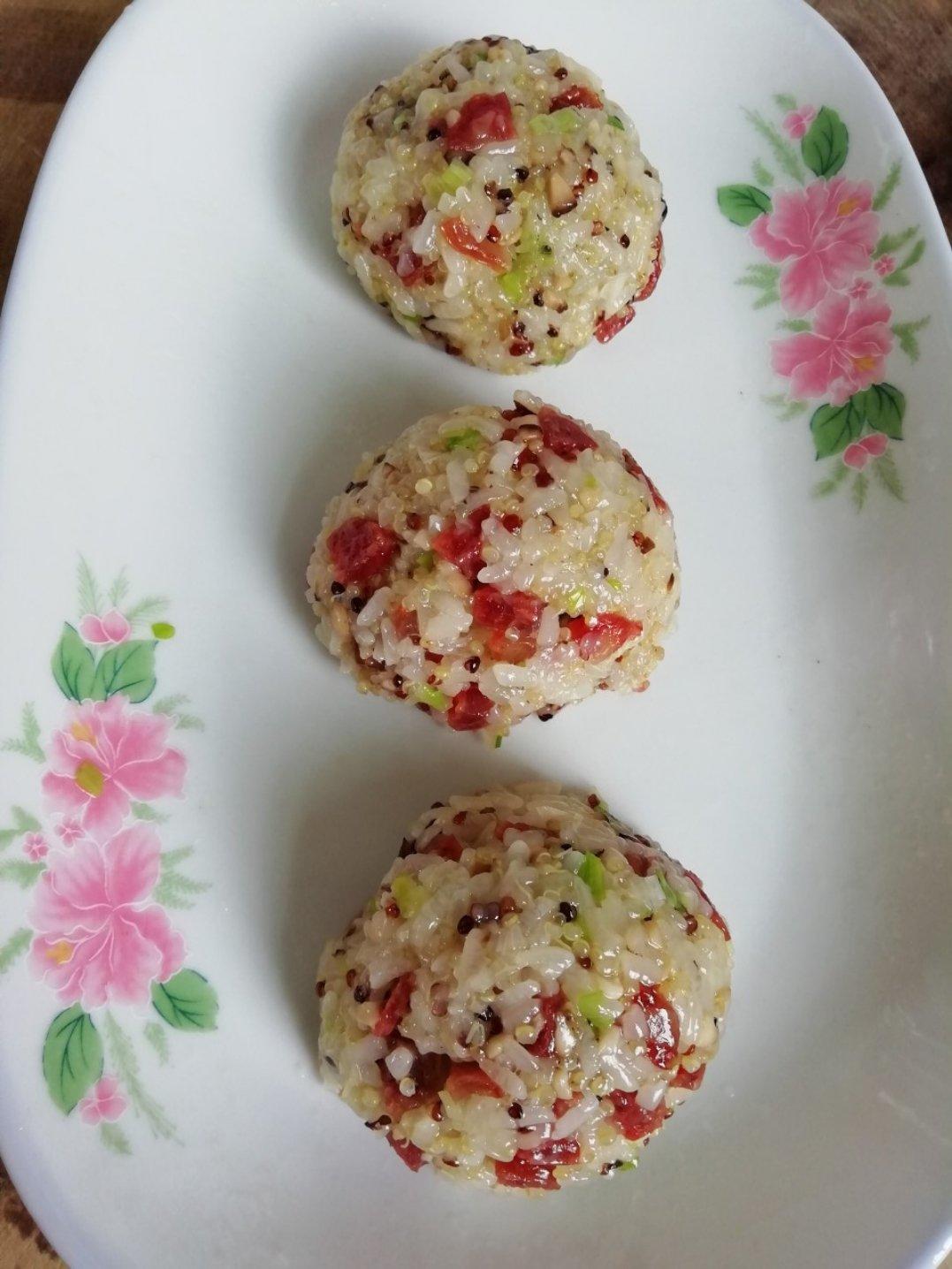藜麦饭团