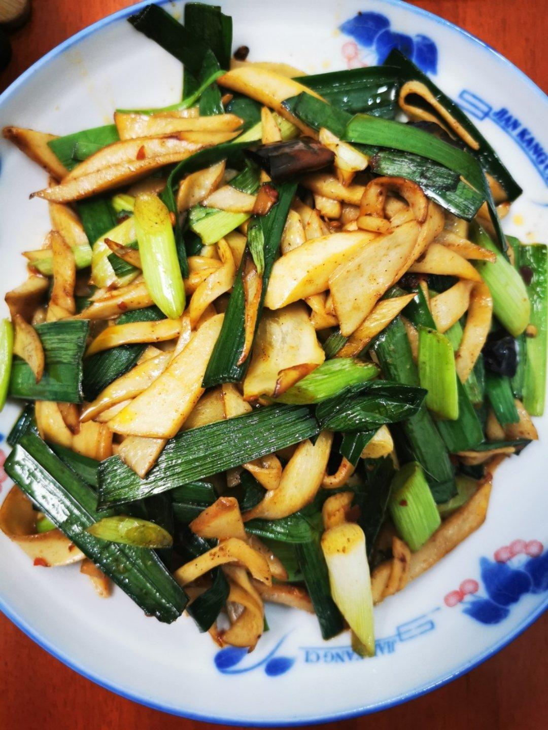 杏鲍菇火爆春蒜苗