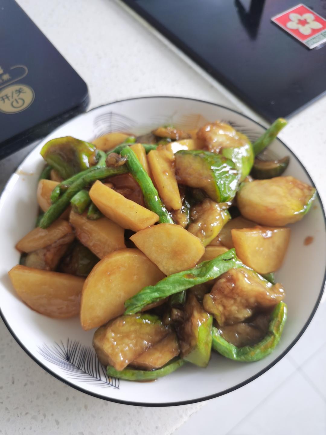 超级下饭的地三鲜