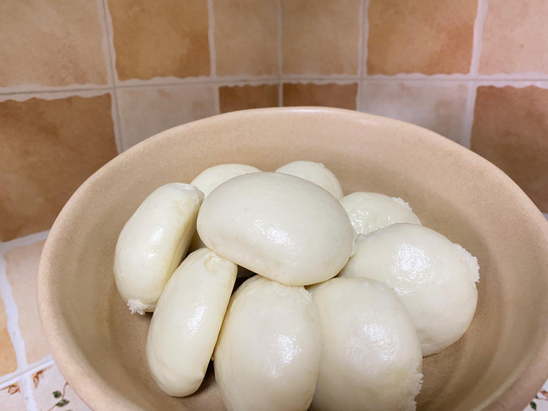新手做馒头也能100%成功——附上非常详细的视频步骤（一次发酵法）