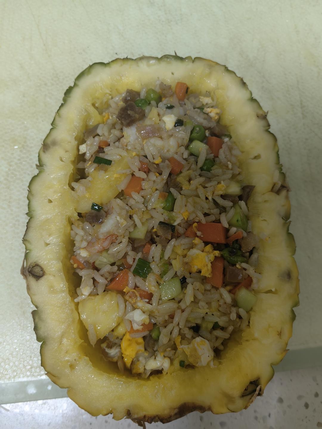 虾仁菠萝炒饭