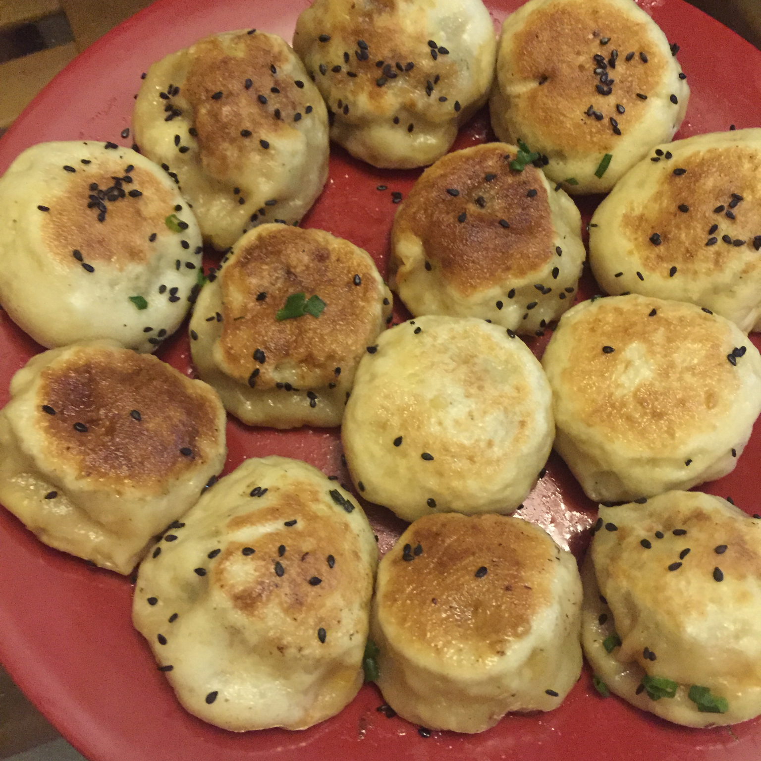 鲜虾猪肉生煎包（一定要看视频哟~）