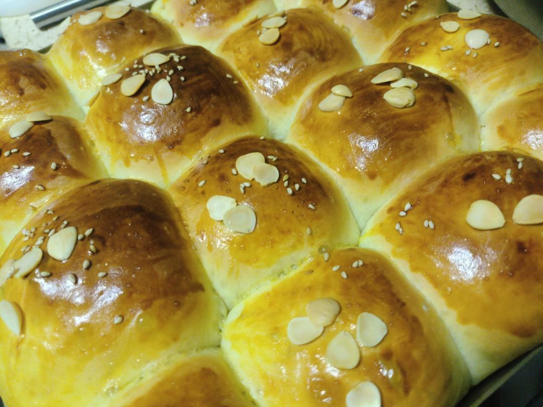 经典小面包家庭版小餐包（厨师机快速揉手套膜的方法与技巧）