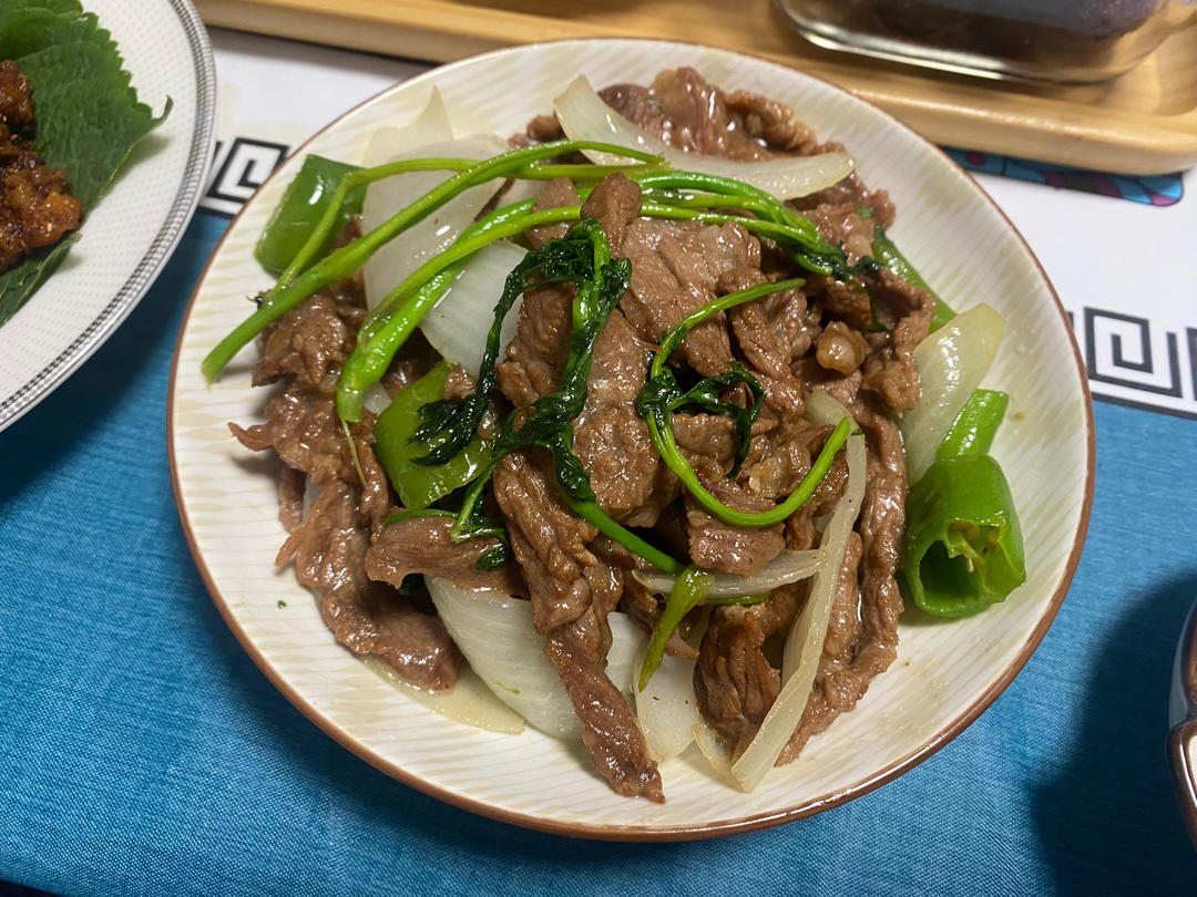 小炒牛肉