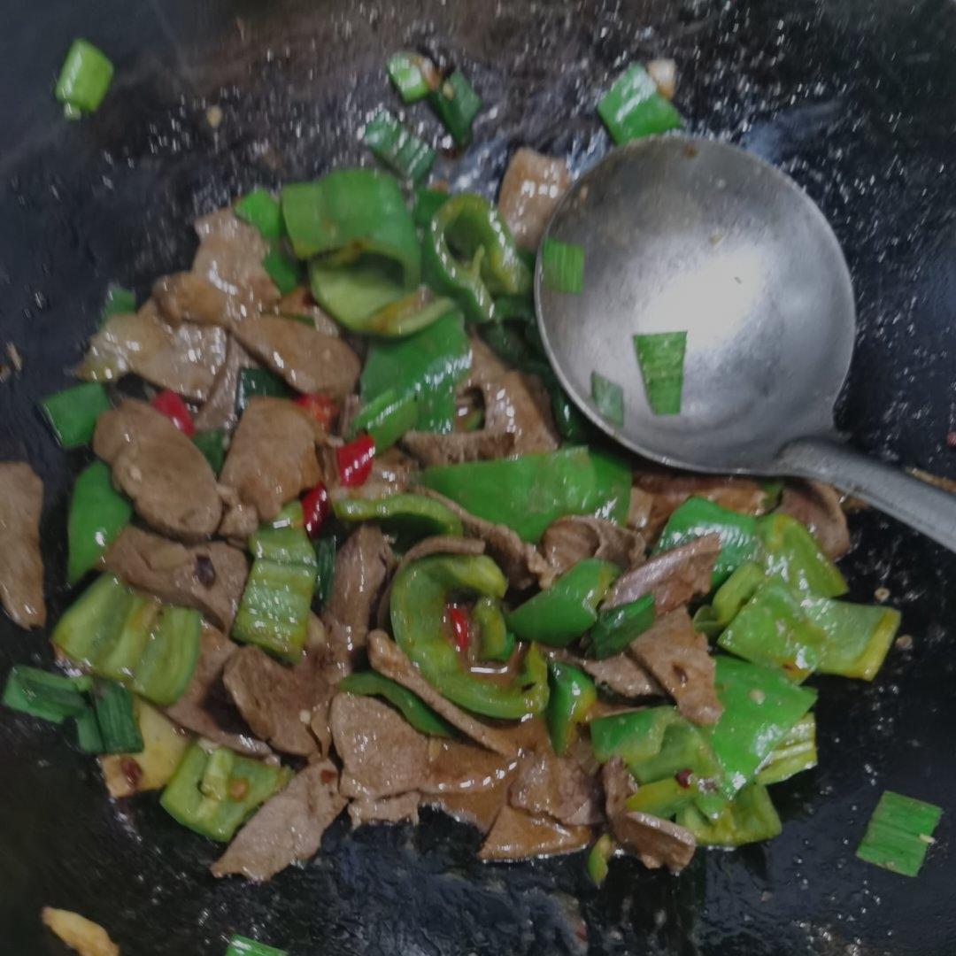 这样炒的猪肝鲜嫩入味，一点都不腥，特别好吃😋