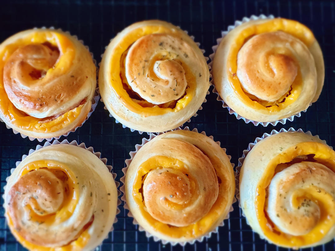 培根起司面包卷