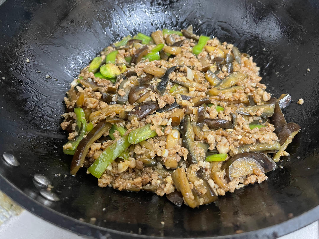 肉沫茄子（非油炸健康版）文末另附万能鱼香汁配方。